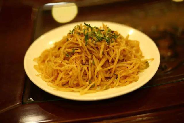【五一游慶陽】探尋寶藏景點(diǎn)<strong></p>
<p>特美食
</strong>，品味特美食，解鎖慶城新玩法！:特美食
