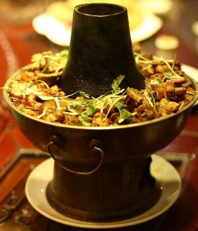 【五一游慶陽】探尋寶藏景點(diǎn)<strong></p>
<p>特美食
</strong>，品味特美食，解鎖慶城新玩法！:特美食
